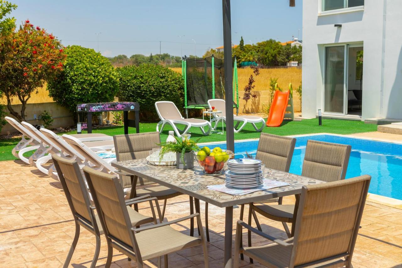 Ayia Napa Marina Vibes Villa Bagian luar foto