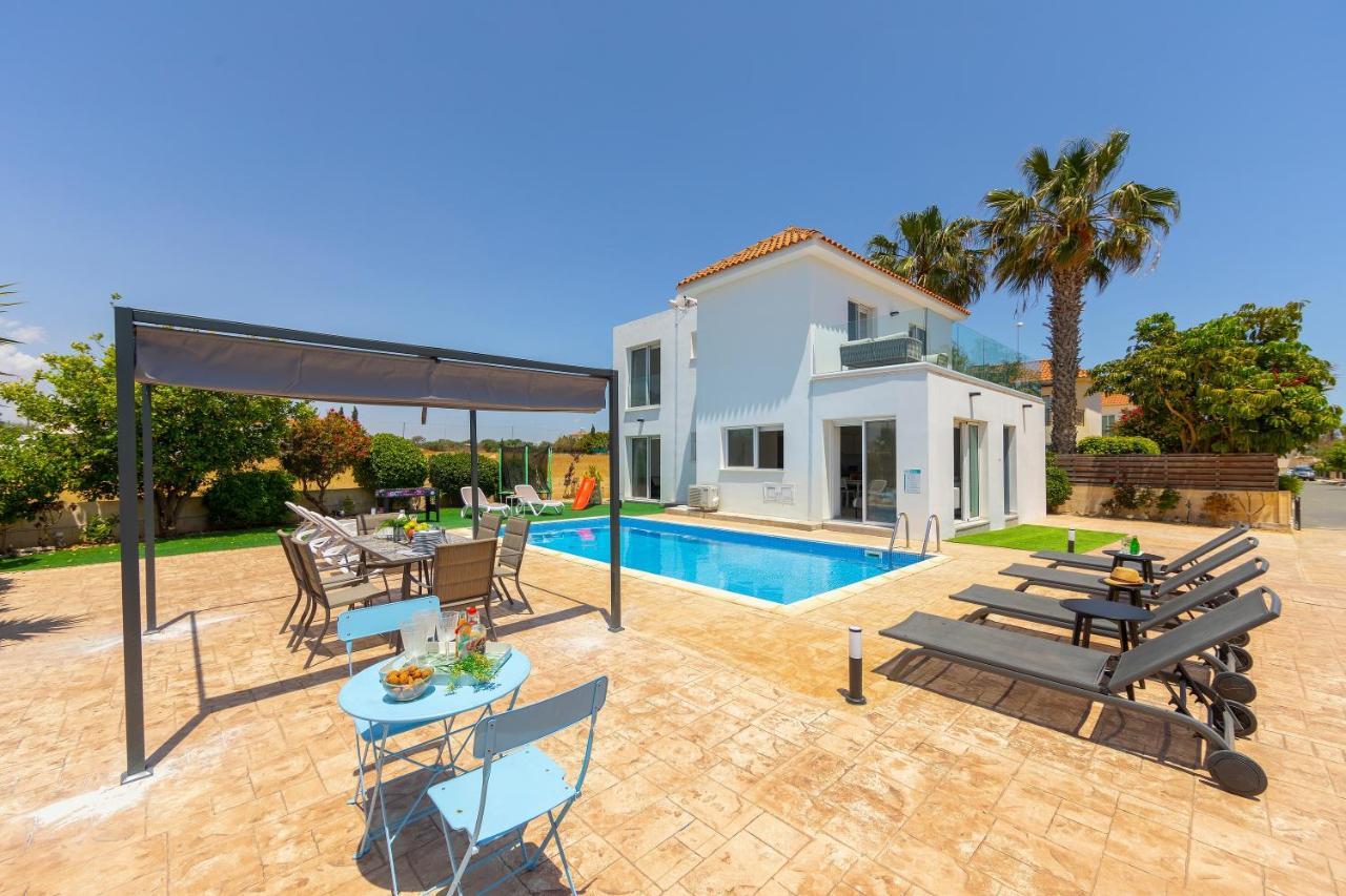 Ayia Napa Marina Vibes Villa Bagian luar foto