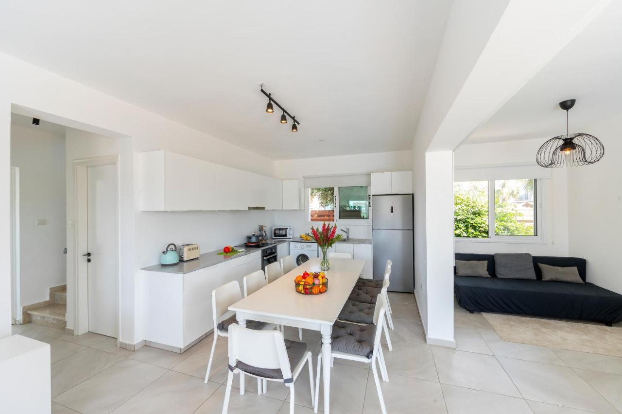 Ayia Napa Marina Vibes Villa Bagian luar foto