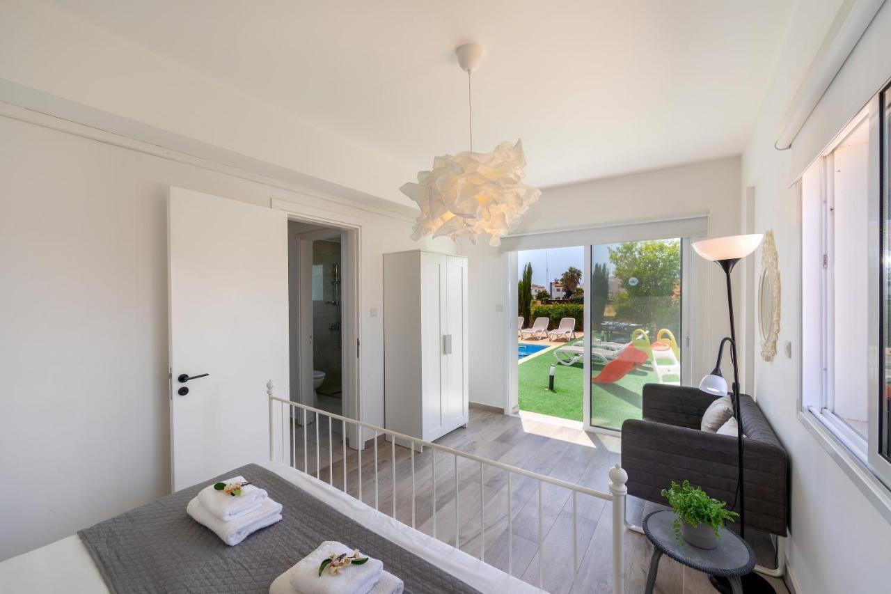 Ayia Napa Marina Vibes Villa Bagian luar foto