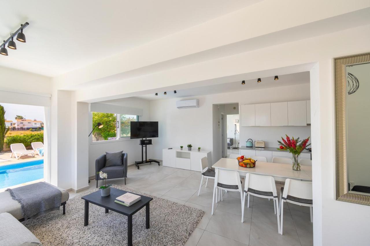 Ayia Napa Marina Vibes Villa Bagian luar foto