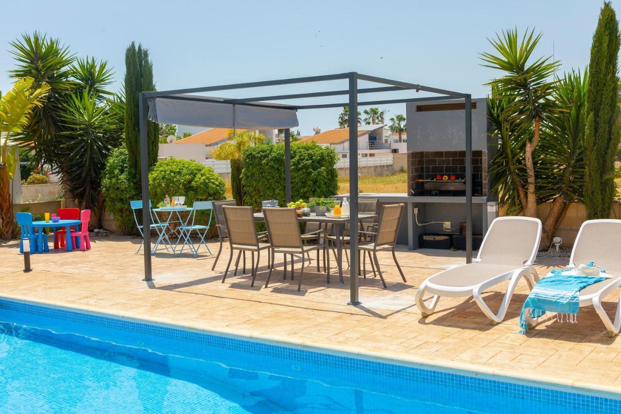 Ayia Napa Marina Vibes Villa Bagian luar foto